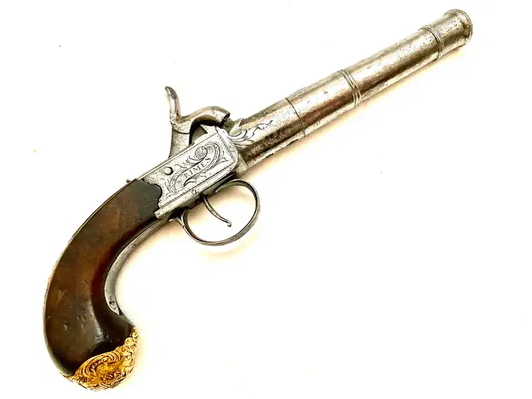 Pistolet à percussion de style Queen Ann - Expoantique.com
